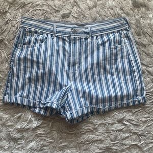 American Eagle Striped Mom shorts